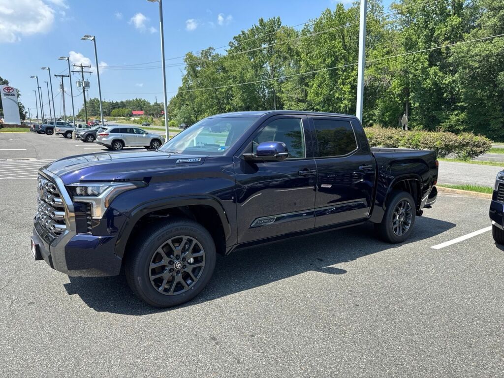 2026 Toyota Tundra Hybrid Platinum