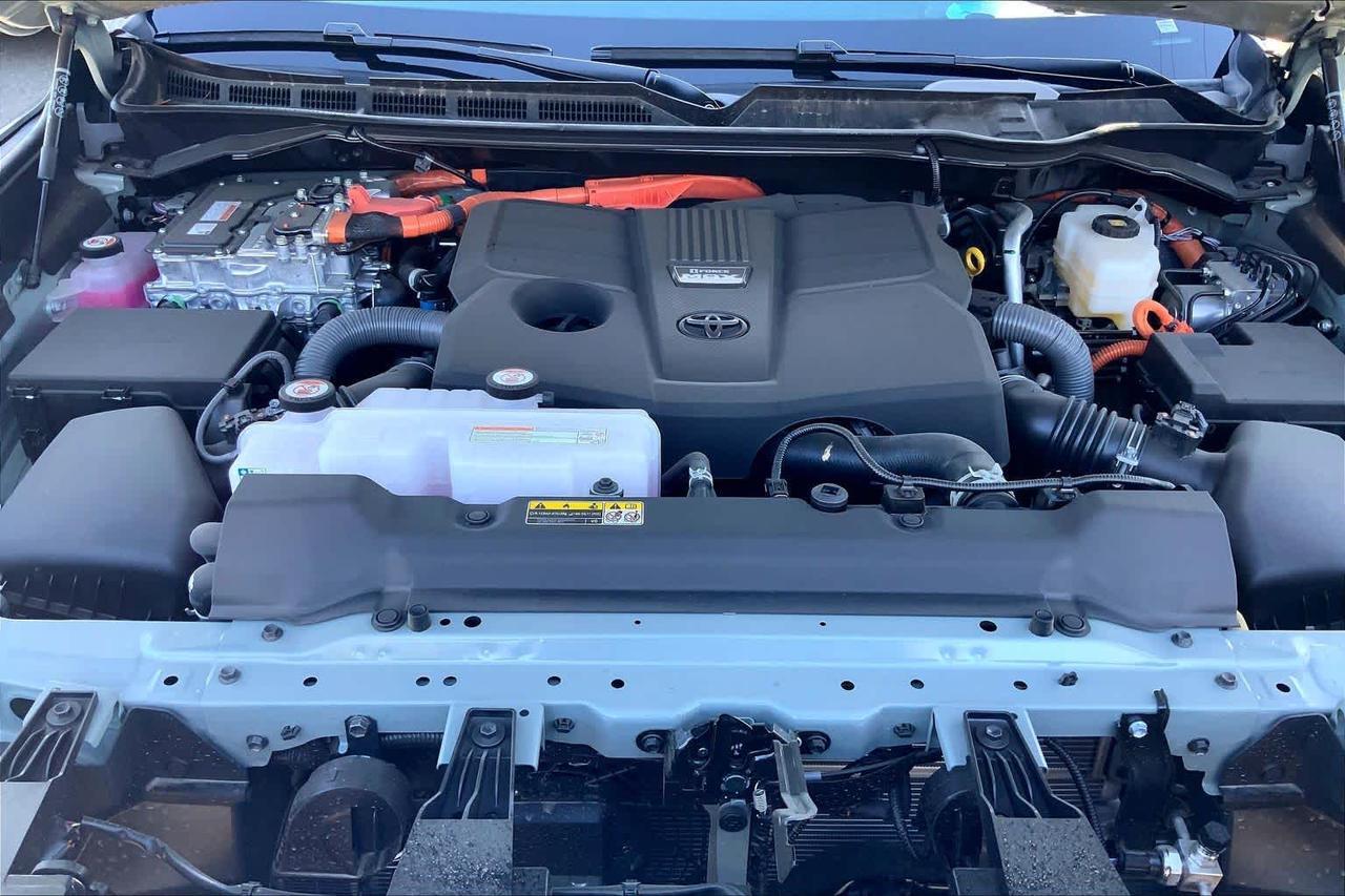 2026 Toyota Tundra Platinum Hybrid Folsom CA
