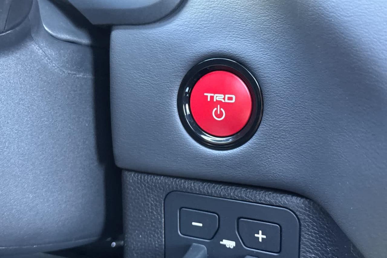 2026 Toyota Tundra Platinum Hybrid Roseville CA