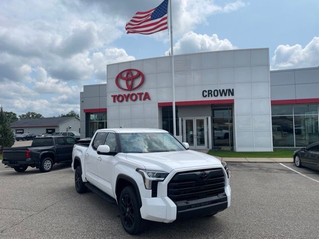 2026 Toyota Tundra SR5 4WD