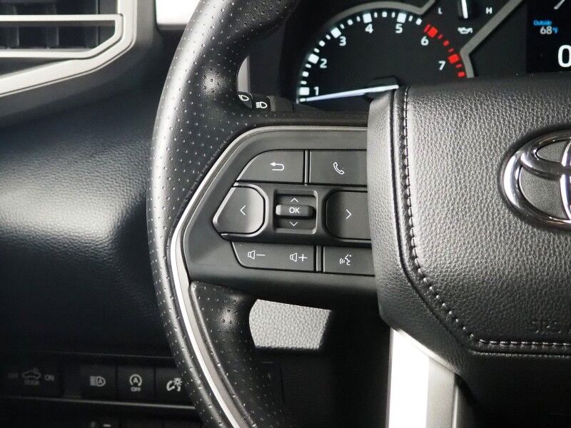 2026 Toyota Tundra SR5 Crew Max *OFF-ROAD BLACKOUT PKG, ADAPTIVE CRUISE, SAFETY ALERTS, BACKUP-CAMERA, COLOR TOUCHSCREEN, KEYLESS ENTRY, DASH CAM, 18 INCH ALLOYS, LED HEADLIGHTS, BED LINER, ANDROID & APPLE Round Rock TX