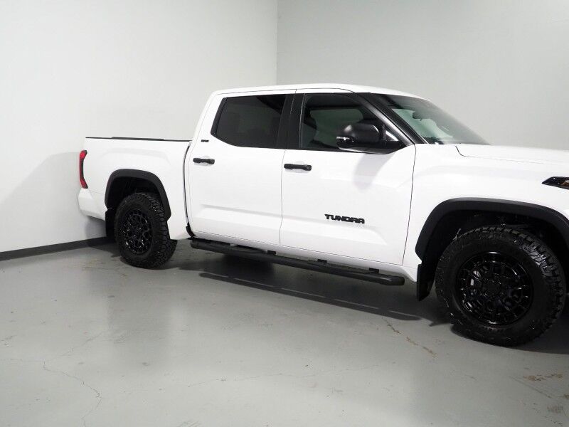 2026 Toyota Tundra SR5 Crew Max *OFF-ROAD BLACKOUT PKG, ADAPTIVE CRUISE, SAFETY ALERTS, BACKUP-CAMERA, COLOR TOUCHSCREEN, KEYLESS ENTRY, DASH CAM, 18 INCH ALLOYS, LED HEADLIGHTS, BED LINER, ANDROID & APPLE Round Rock TX