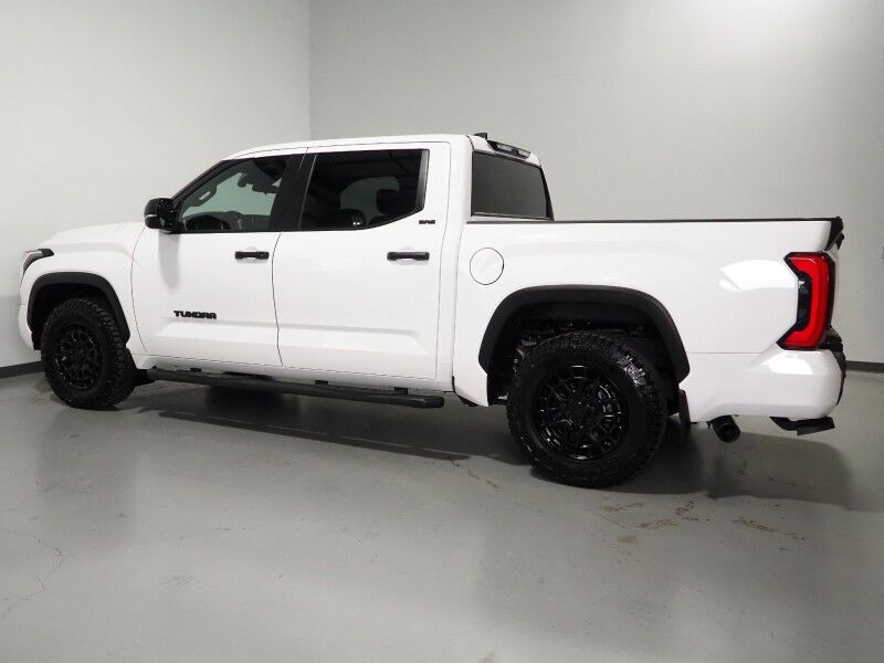 2026 Toyota Tundra SR5 Crew Max *OFF-ROAD BLACKOUT PKG, ADAPTIVE CRUISE, SAFETY ALERTS, BACKUP-CAMERA, COLOR TOUCHSCREEN, KEYLESS ENTRY, DASH CAM, 18 INCH ALLOYS, LED HEADLIGHTS, BED LINER, ANDROID & APPLE Round Rock TX