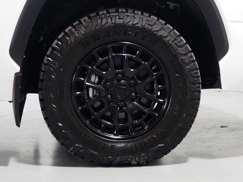 2026 Toyota Tundra SR5 Crew Max *OFF-ROAD BLACKOUT PKG, ADAPTIVE CRUISE, SAFETY ALERTS, BACKUP-CAMERA, COLOR TOUCHSCREEN, KEYLESS ENTRY, DASH CAM, 18 INCH ALLOYS, LED HEADLIGHTS, BED LINER, ANDROID & APPLE Round Rock TX