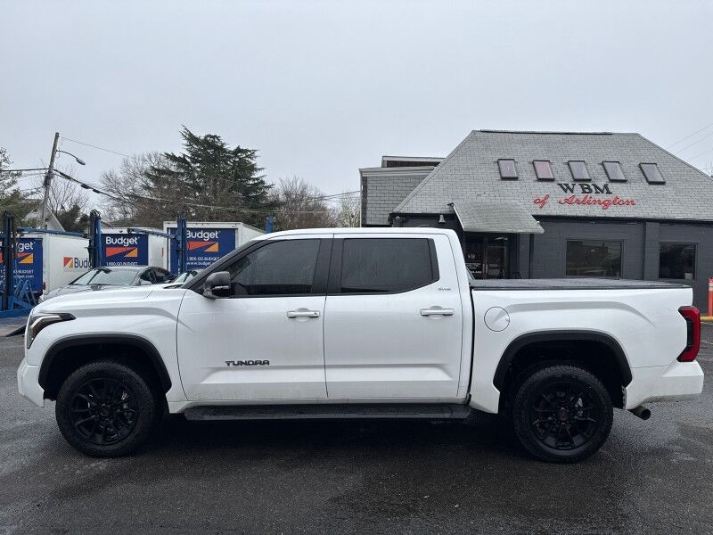 2026 Toyota Tundra SR5 CrewMax Cab 4WD w/ SR5 Premium Package Arlington VA