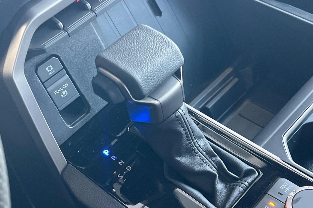 2026 Toyota Tundra SR5 Ontario OR