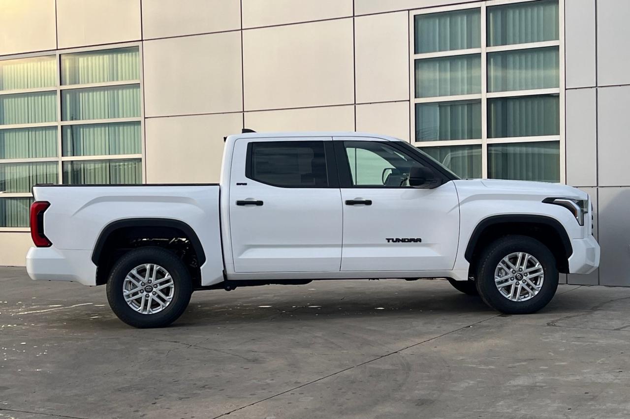 2026 Toyota Tundra SR5 Ontario OR