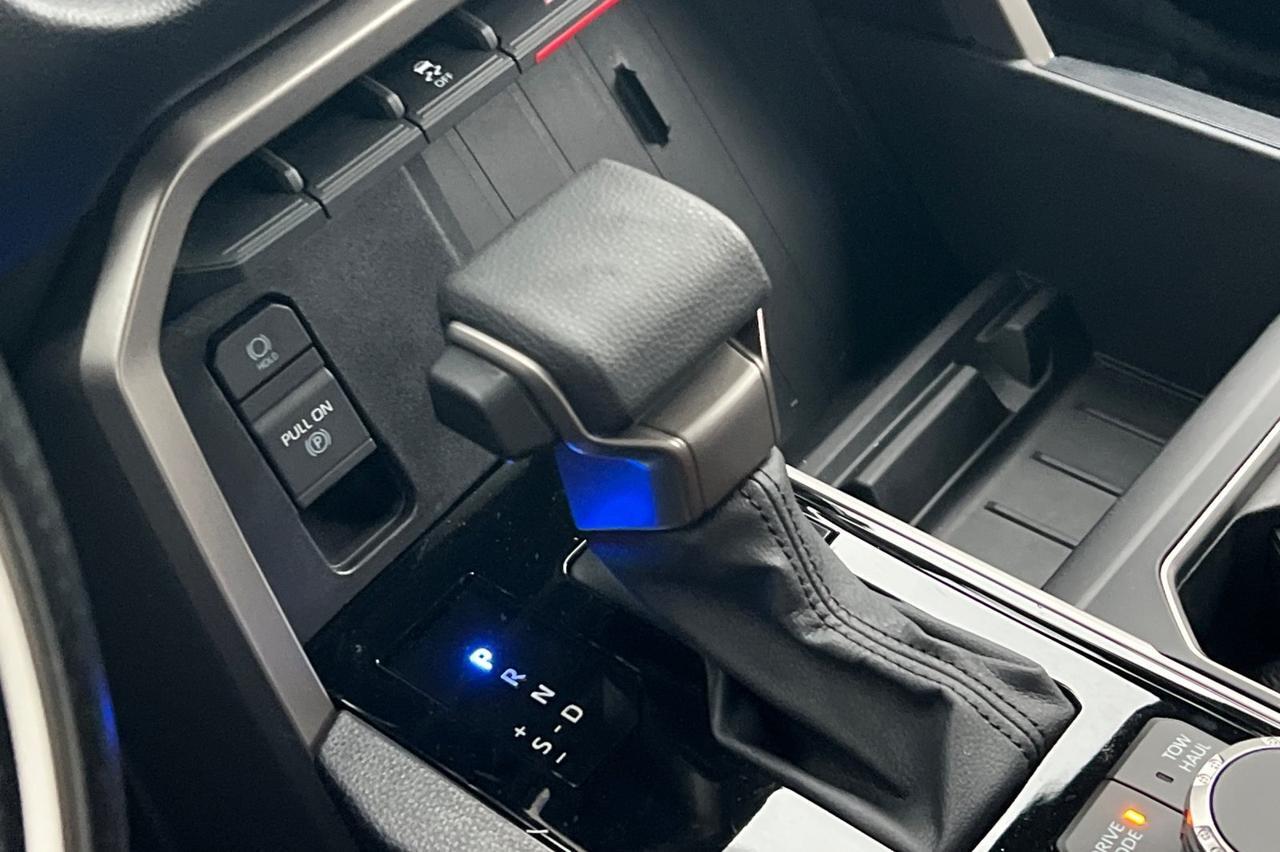 2026 Toyota Tundra SR5 Ontario OR