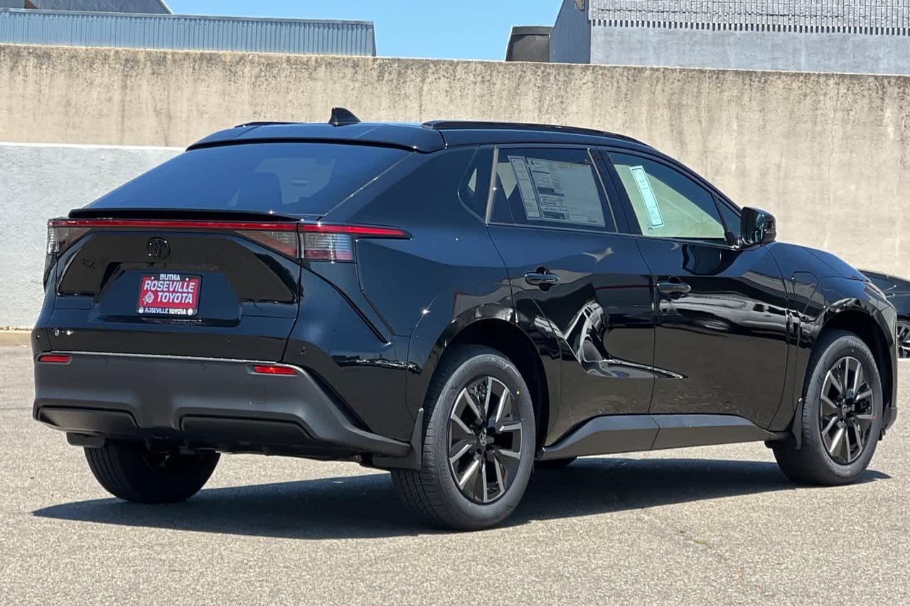 2026 Toyota bZ XLE Plus