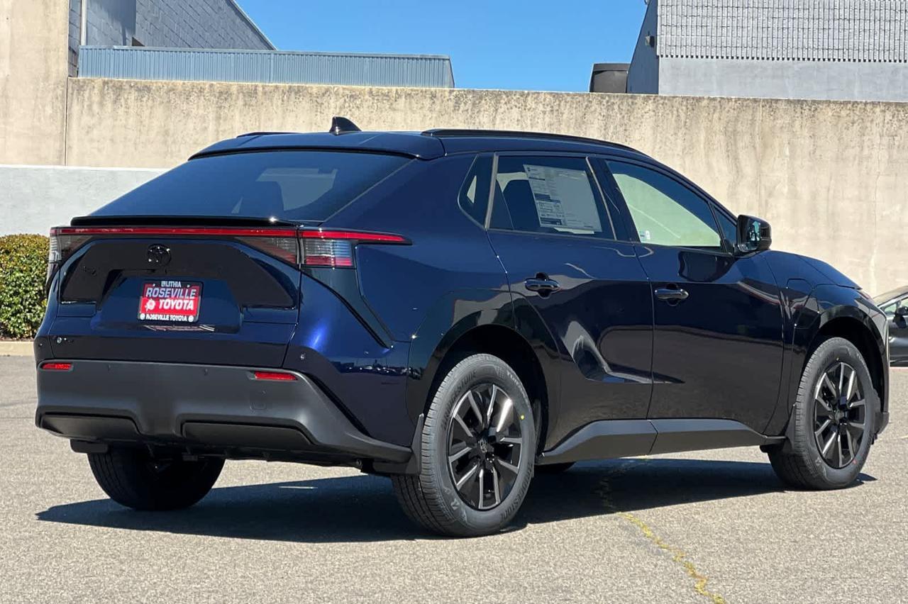 2026 Toyota bZ XLE Plus