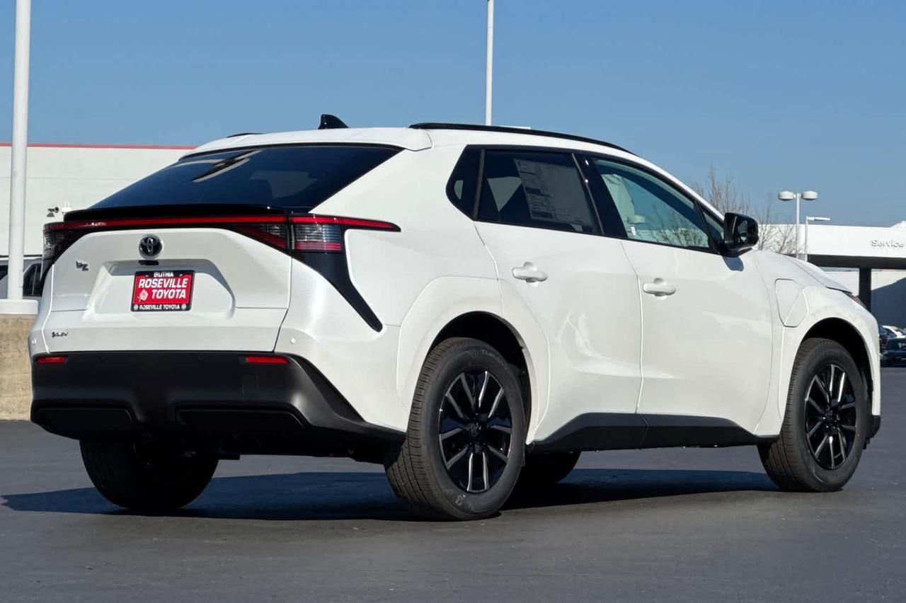 2026 Toyota bZ XLE Plus
