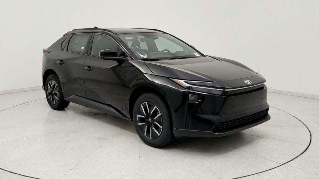 2026 Toyota bZ XLE Plus
