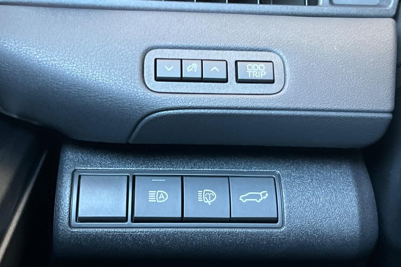 2026 Toyota bZ XLE Roseville CA