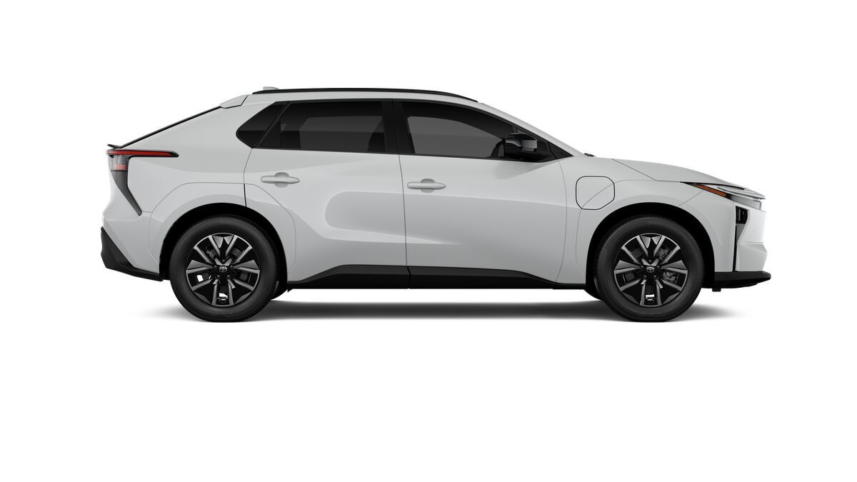 2026 Toyota bZ XLE Fredericksburg VA