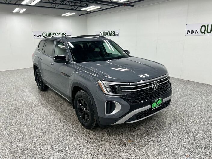 2026 Volkswagen Atlas 2.0T Peak Edition Oshkosh WI