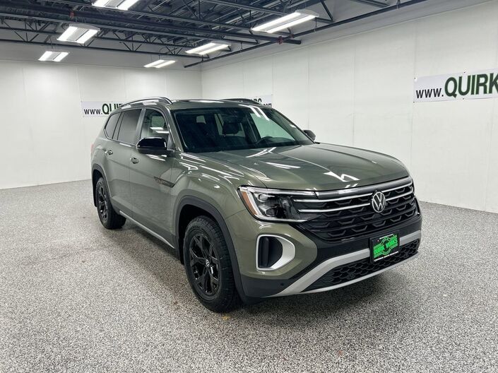 2026 Volkswagen Atlas 2.0T Peak Edition Oshkosh WI