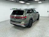 2026 Volkswagen Atlas 2.0T Peak Edition Oshkosh WI