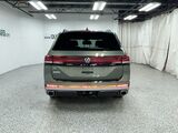 2026 Volkswagen Atlas 2.0T Peak Edition Oshkosh WI
