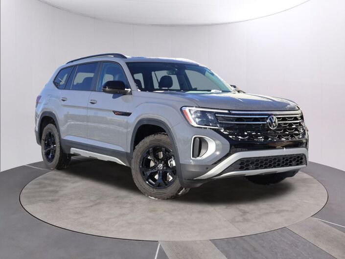 2026 Volkswagen Atlas 2.0T Peak Edition Oshkosh WI