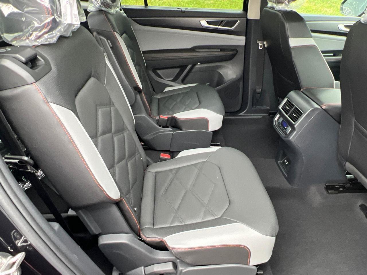 2026 Volkswagen Atlas 2.0T Peak Edition Hagerstown MD