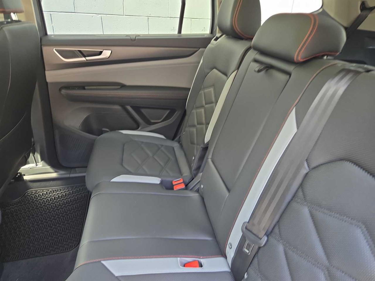 2026 Volkswagen Atlas 2.0T Peak Edition Wellesley MA