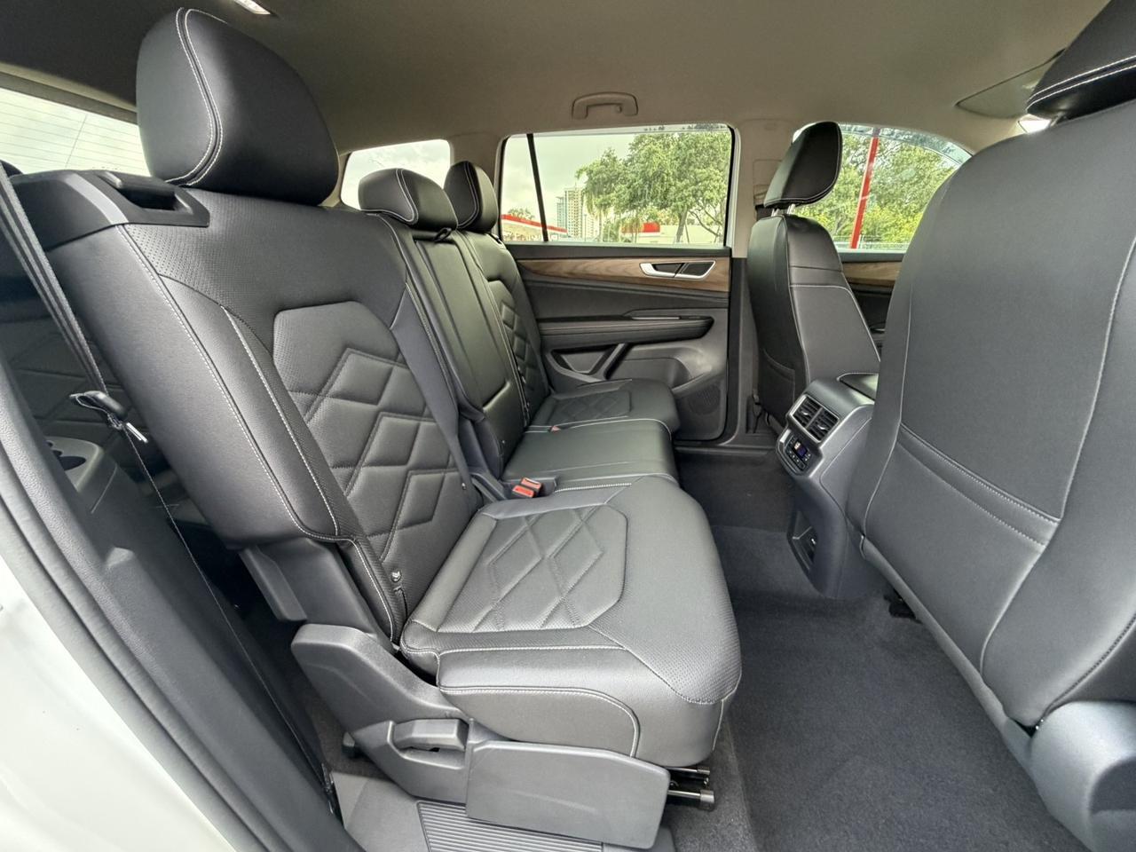 2026 Volkswagen Atlas 2.0T SE Hollywood FL