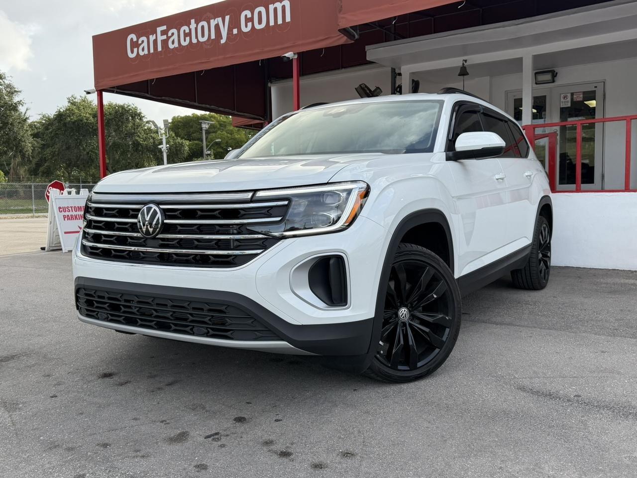 2026 Volkswagen Atlas 2.0T SE