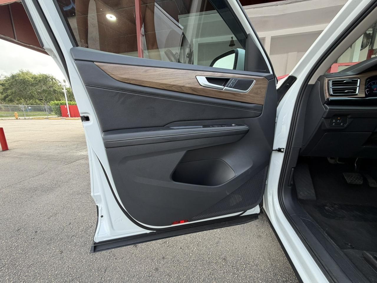 2026 Volkswagen Atlas 2.0T SE Hollywood FL