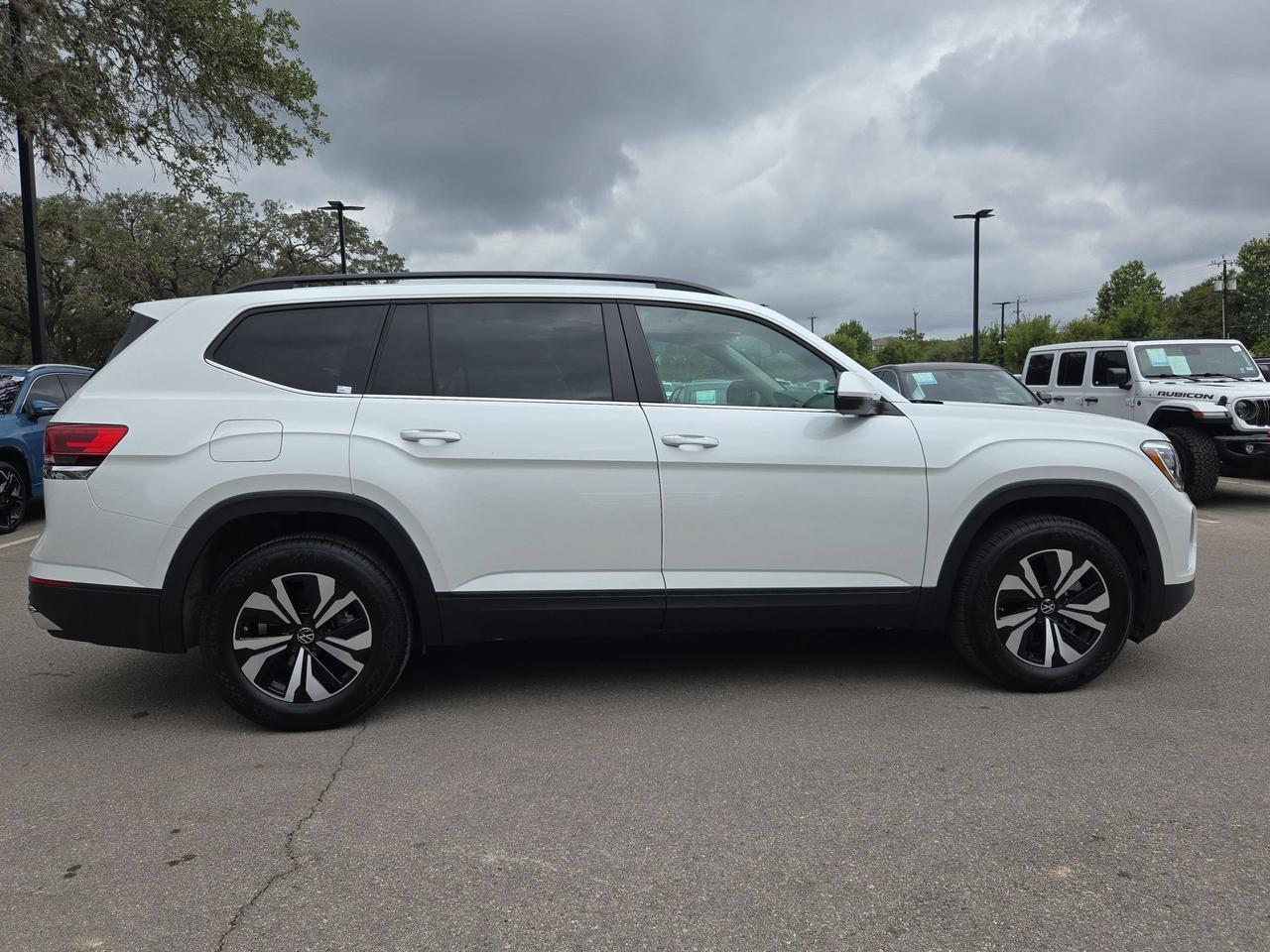 2026 Volkswagen Atlas 2.0T SE