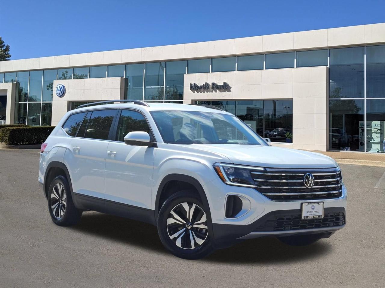2026 Volkswagen Atlas 2.0T SE