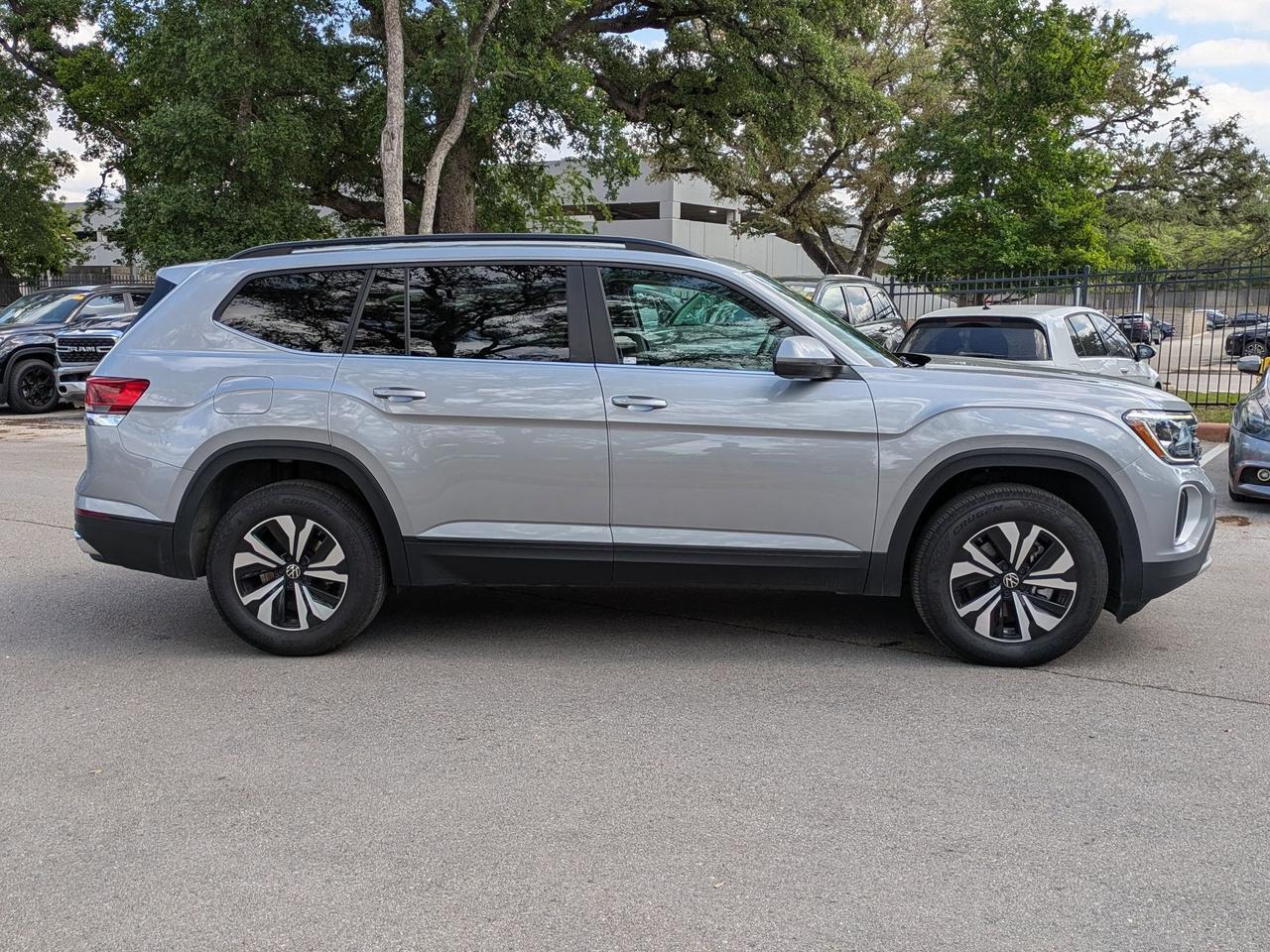 2026 Volkswagen Atlas 2.0T SE