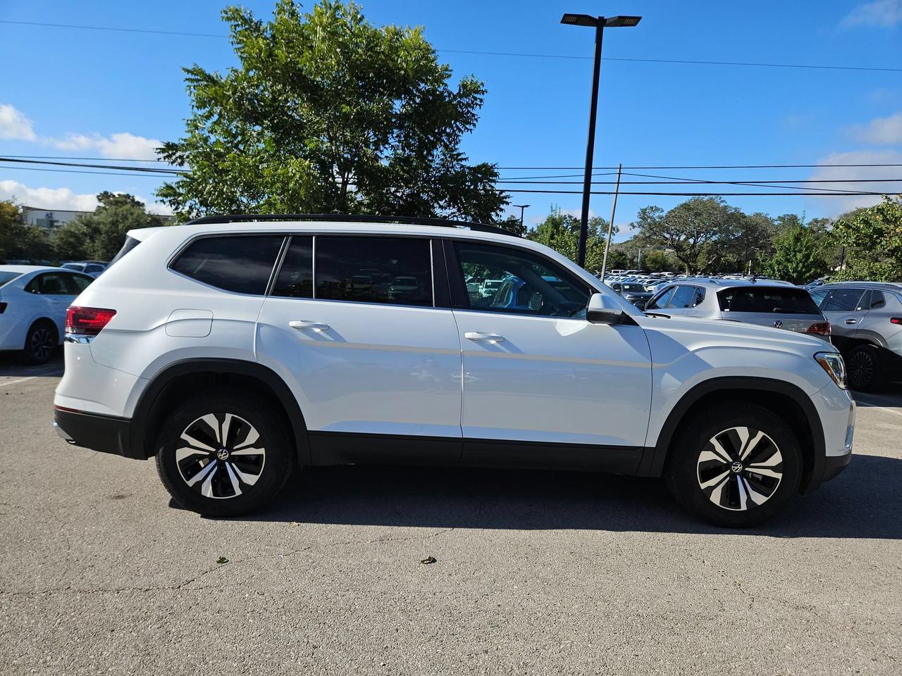 2026 Volkswagen Atlas 2.0T SE