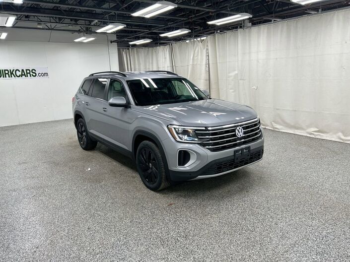 2026 Volkswagen Atlas 2.0T SE w/Technology Oshkosh WI