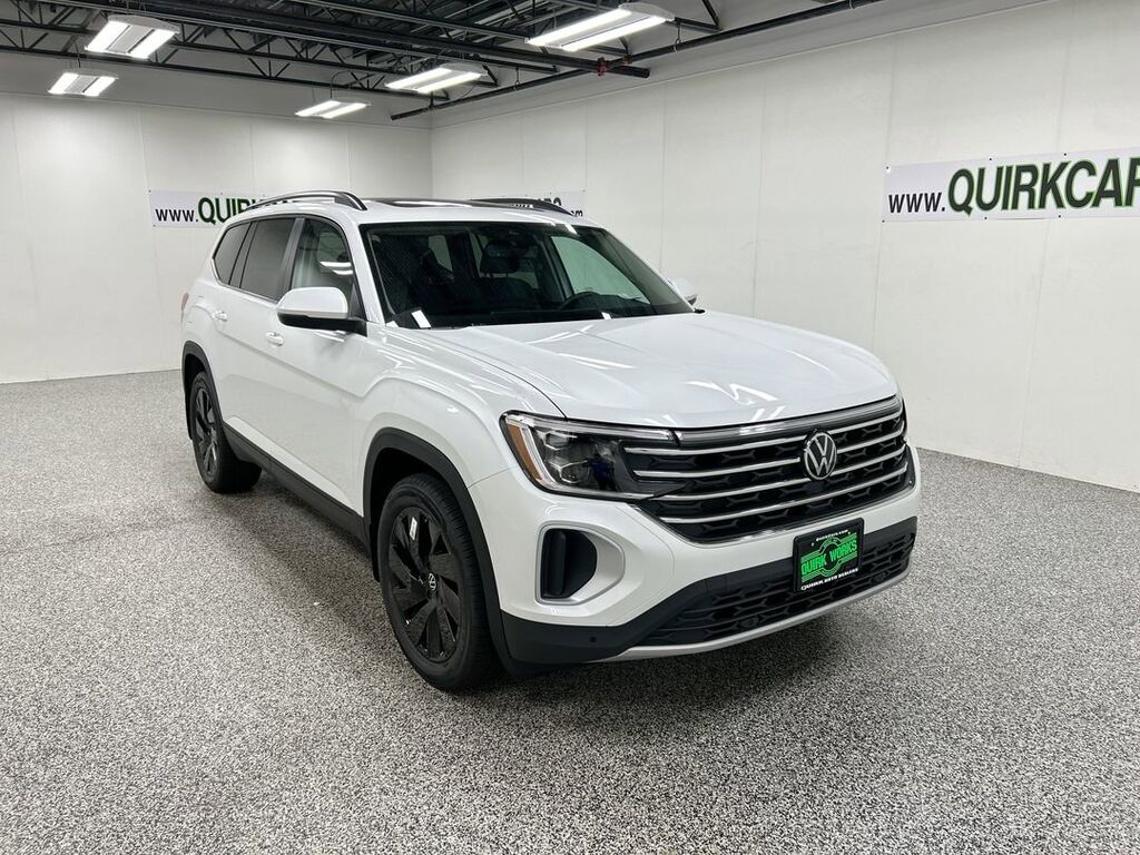 2026 Volkswagen Atlas 2.0T SE w/Technology Oshkosh WI