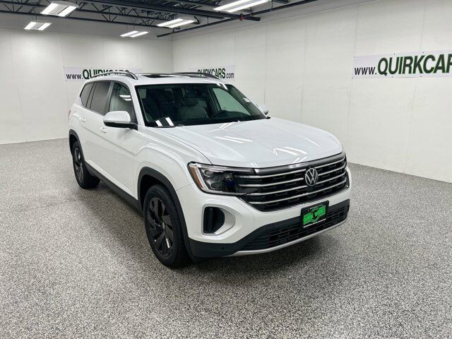 2026 Volkswagen Atlas 2.0T SE w/Technology Oshkosh WI
