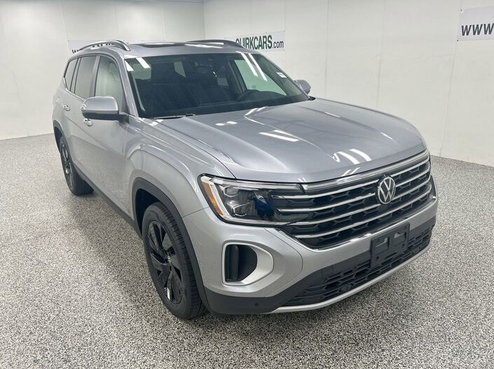 2026 Volkswagen Atlas 2.0T SE w/Technology Oshkosh WI