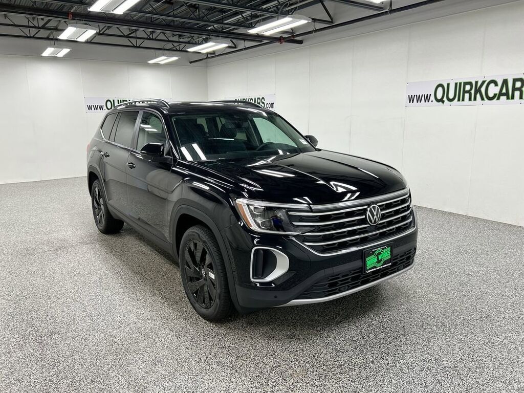 2026 Volkswagen Atlas 2.0T SE w/Technology Oshkosh WI