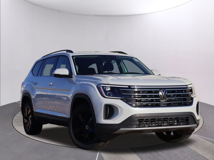 2026 Volkswagen Atlas 2.0T SE w/Technology Oshkosh WI