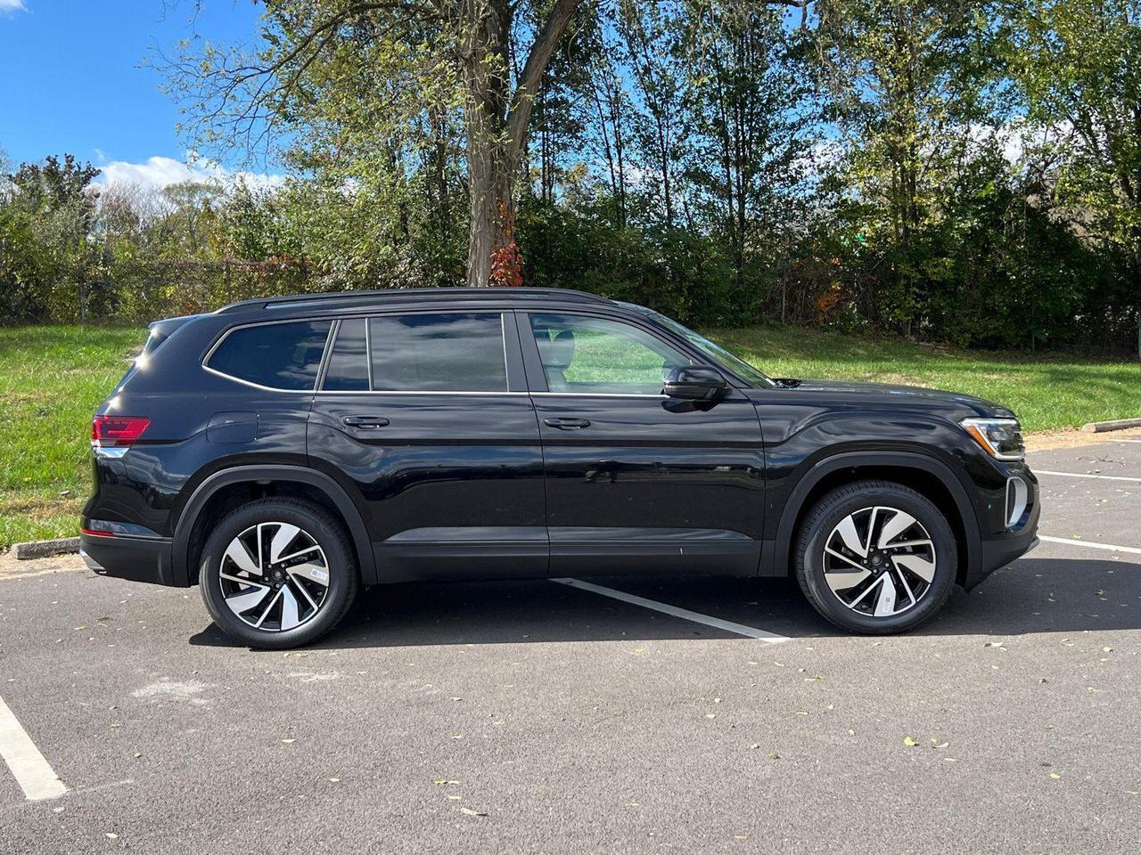 2026 Volkswagen Atlas 2.0T SE w/Technology Hagerstown MD