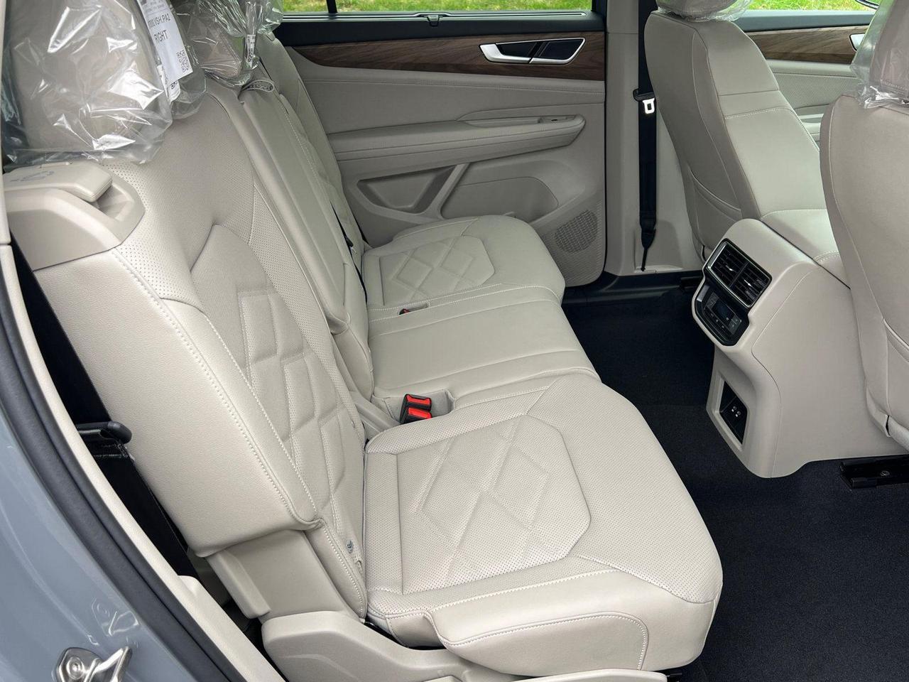 2026 Volkswagen Atlas 2.0T SE w/Technology Hagerstown MD