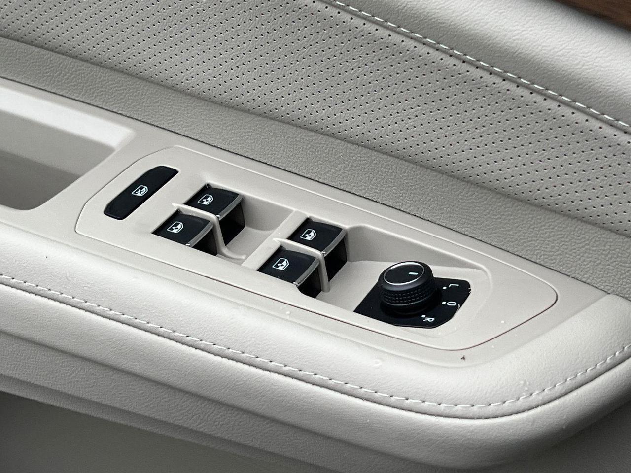 2026 Volkswagen Atlas 2.0T SE w/Technology Hagerstown MD