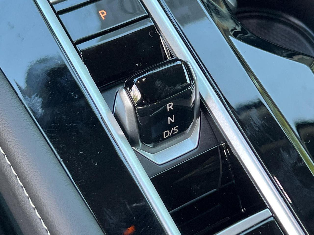 2026 Volkswagen Atlas 2.0T SE w/Technology Hagerstown MD