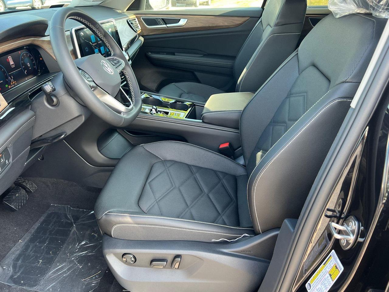 2026 Volkswagen Atlas 2.0T SE w/Technology Hagerstown MD