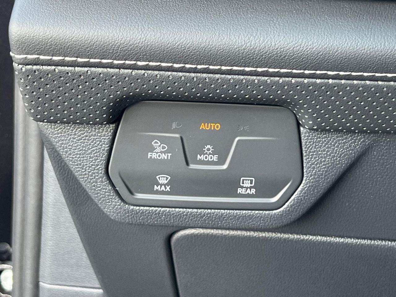 2026 Volkswagen Atlas 2.0T SE w/Technology Hagerstown MD