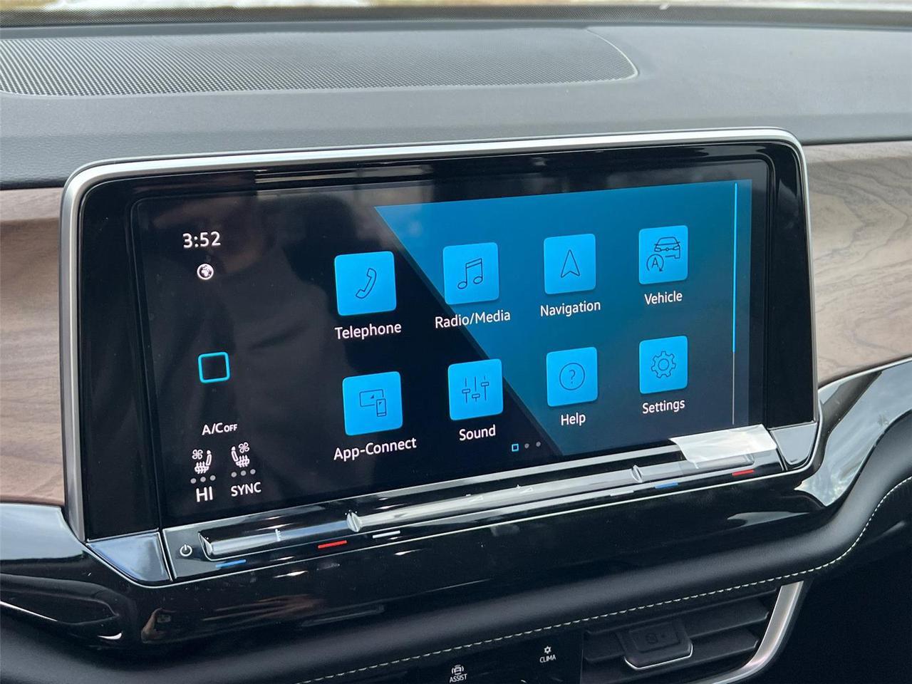 2026 Volkswagen Atlas 2.0T SE w/Technology Hagerstown MD