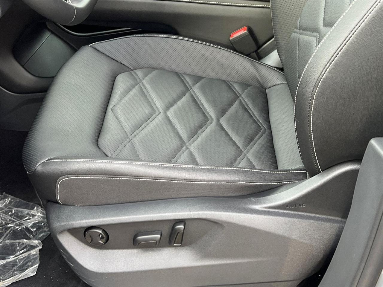 2026 Volkswagen Atlas 2.0T SE w/Technology Hagerstown MD