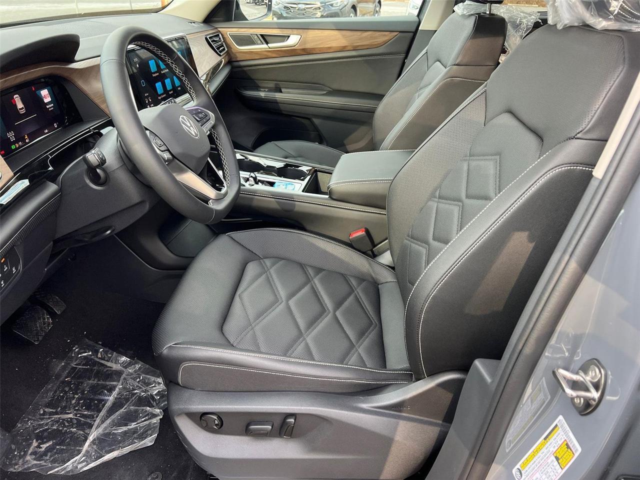 2026 Volkswagen Atlas 2.0T SE w/Technology Hagerstown MD