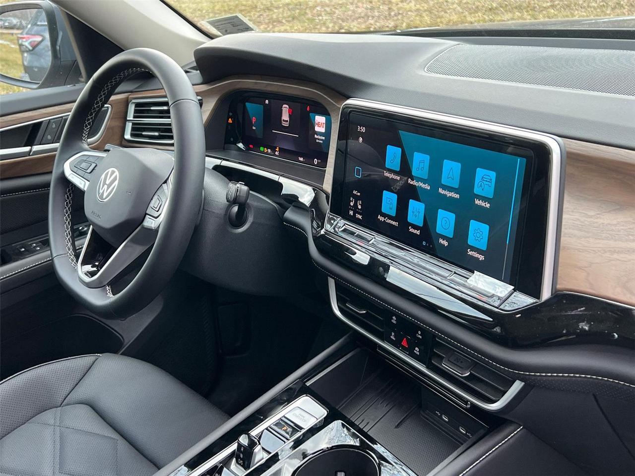 2026 Volkswagen Atlas 2.0T SE w/Technology Hagerstown MD