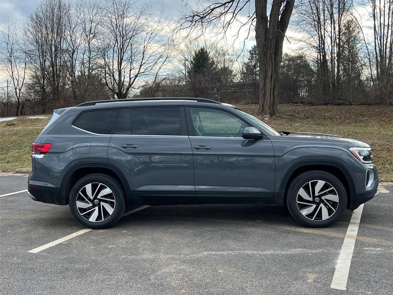 2026 Volkswagen Atlas 2.0T SE w/Technology Hagerstown MD