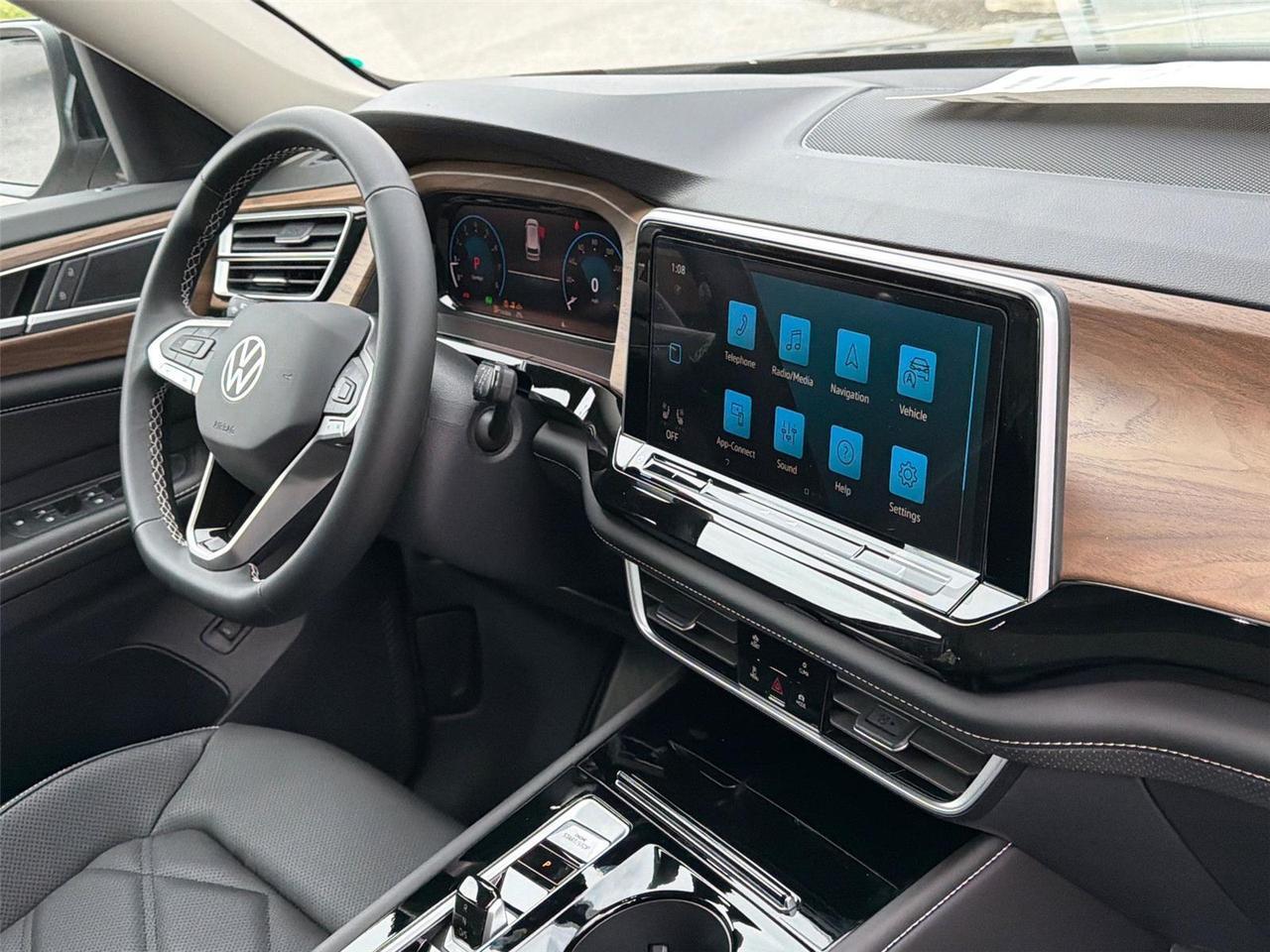 2026 Volkswagen Atlas 2.0T SE w/Technology Hagerstown MD